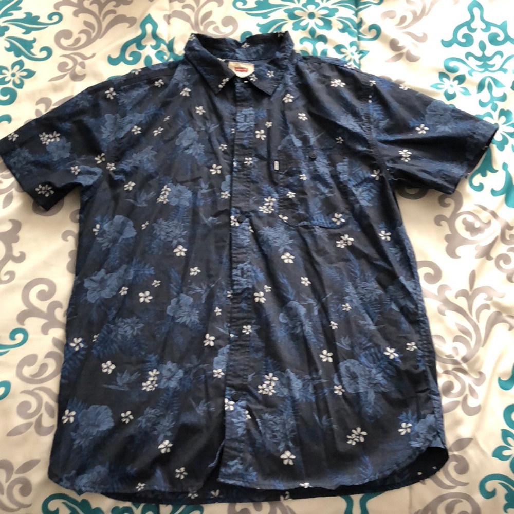 Levi Button-Up Floral Shirt
